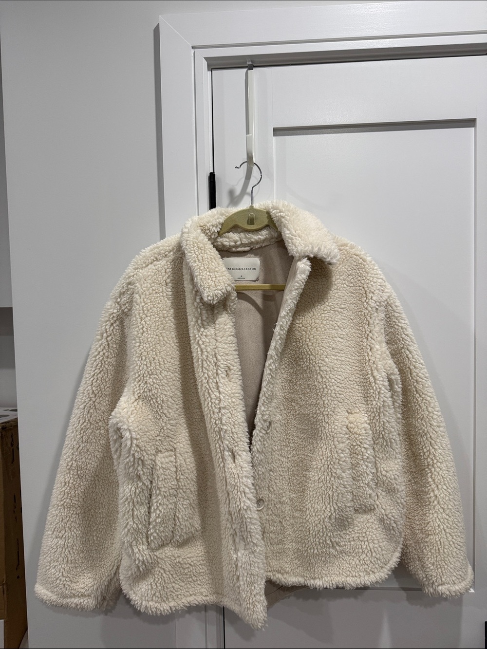 Aritzia Babaton Newsroom Teddy jacket